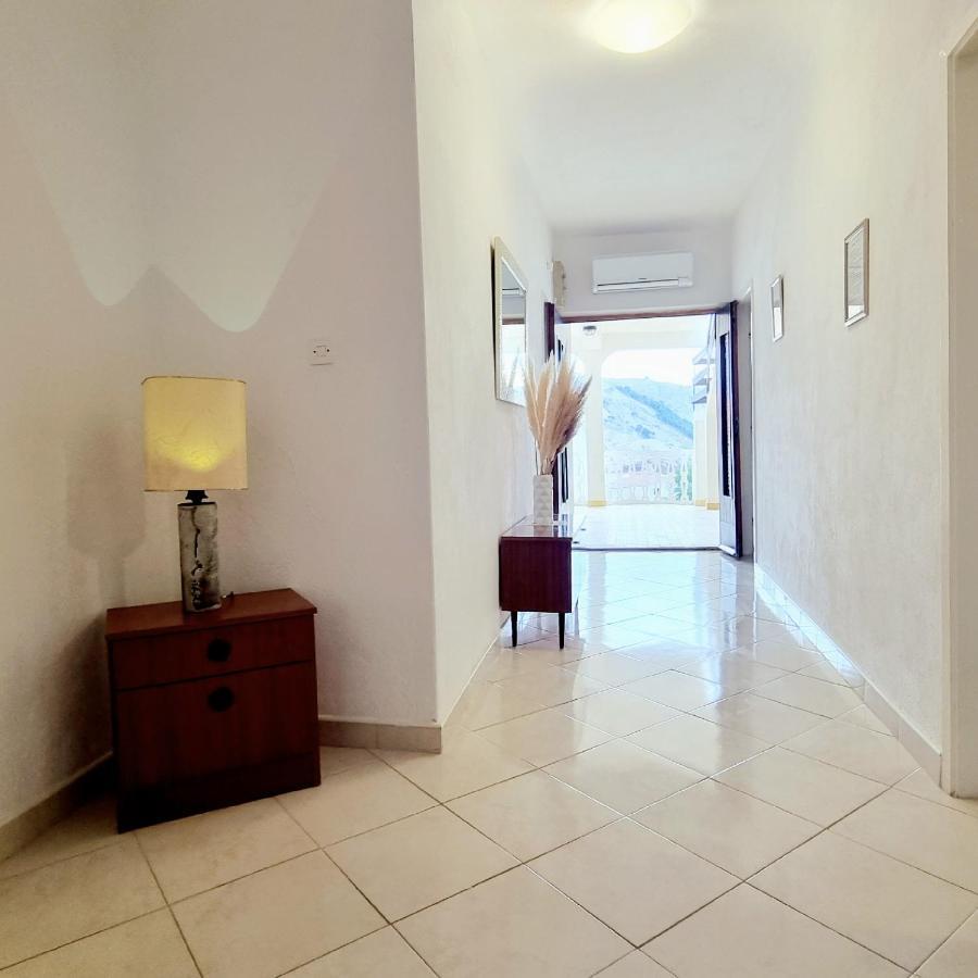Apartment Stanko Sea View Metajna